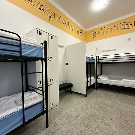 Hostel Opera Любляна Екстер'єр фото