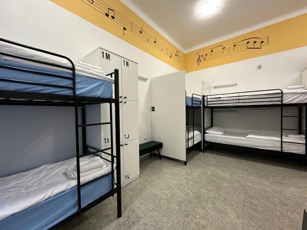 Hostel Opera Любляна Екстер'єр фото