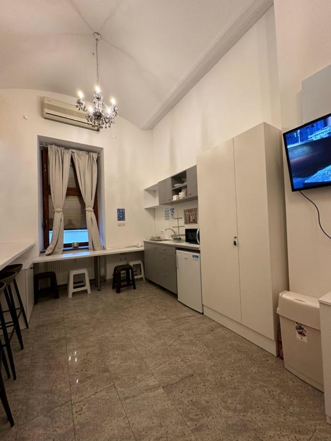 Hostel Opera Любляна Екстер'єр фото