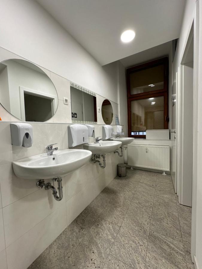 Hostel Opera Любляна Екстер'єр фото