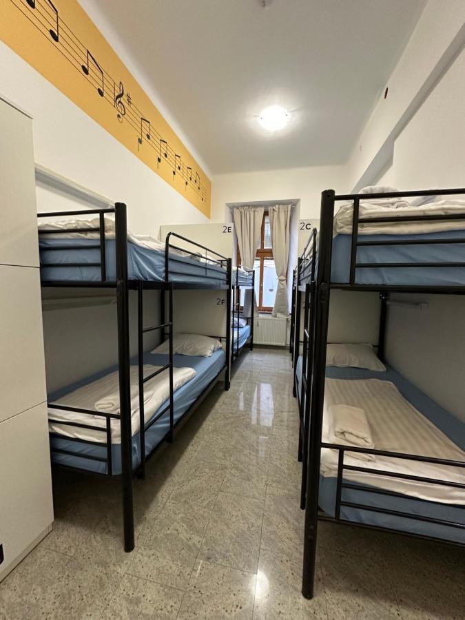Hostel Opera Любляна Екстер'єр фото